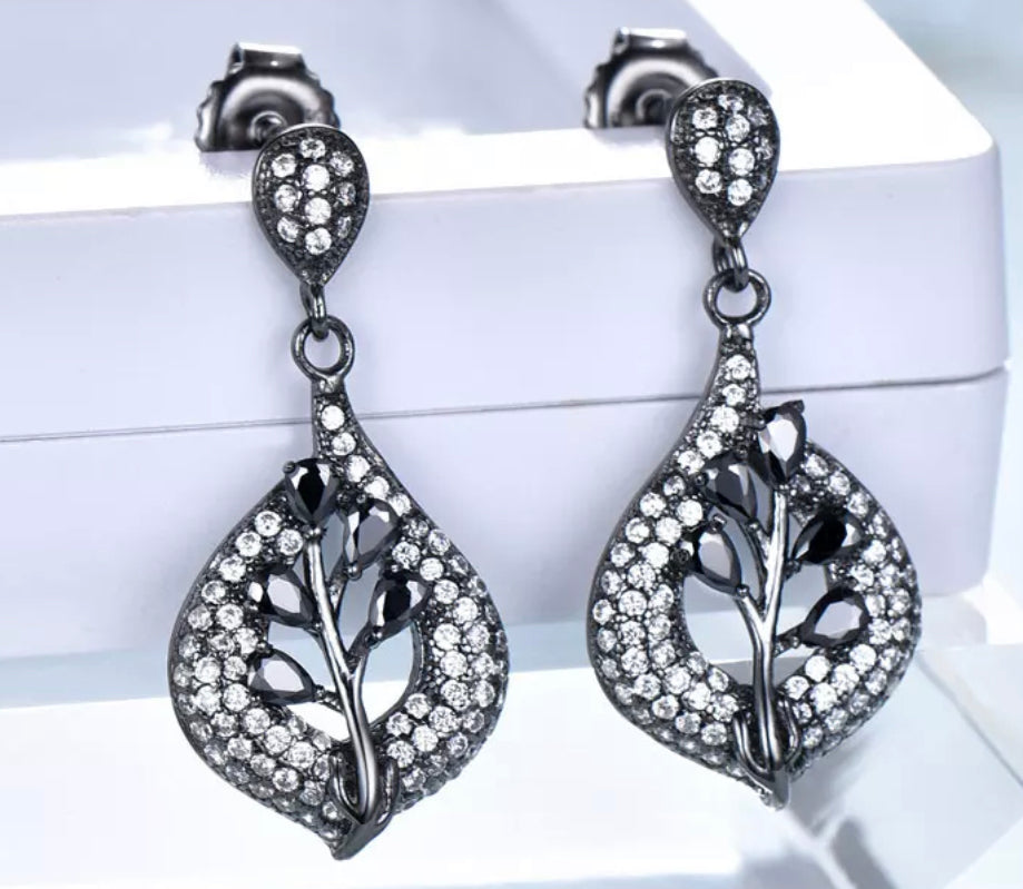 Obsidian Leaf Pave Earring
