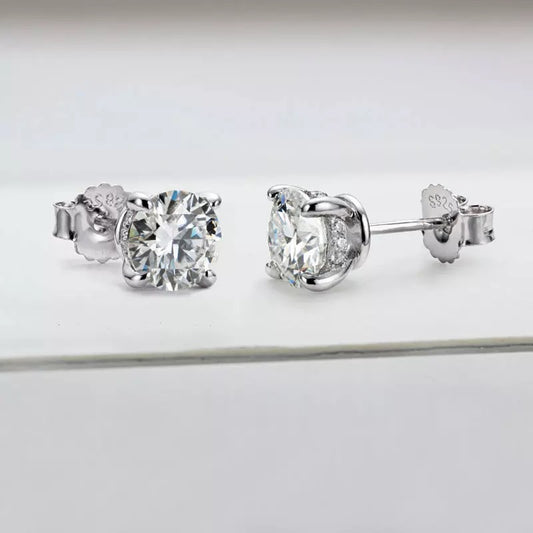 Haadiya Moissanite Solitaire