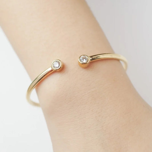 Gold Weekend Twist Bangle