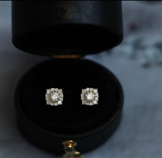 9k Solid Gold Galaxy Star Earring