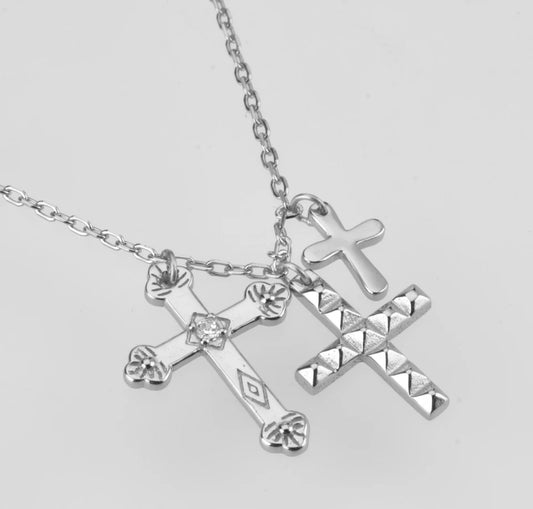 Silver Selena Necklace