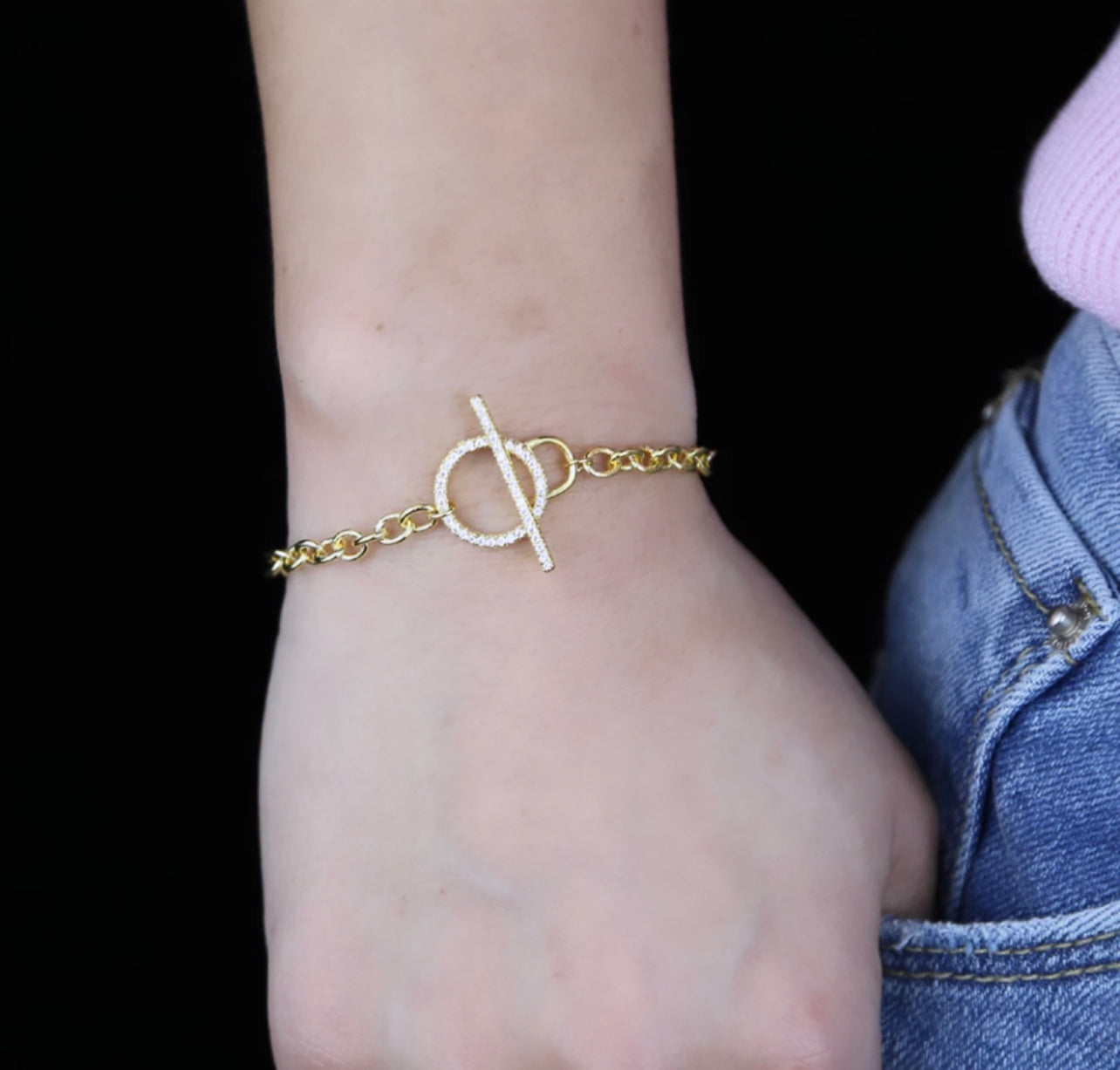 Gold Anchor Bracelet