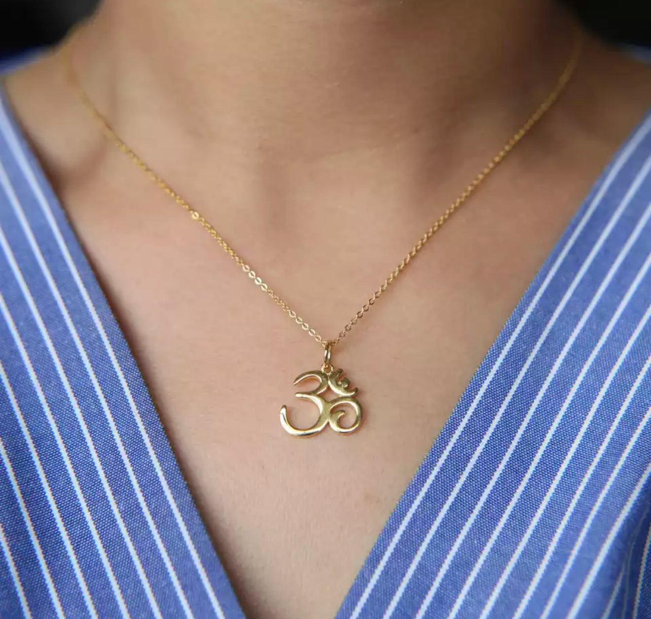 Gold Satin Aum Necklace (925, 18k Vermeil)