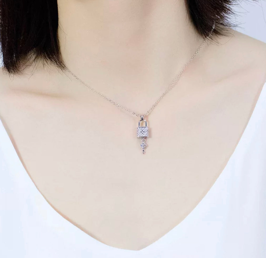 Silver Vintage Padlock Necklace