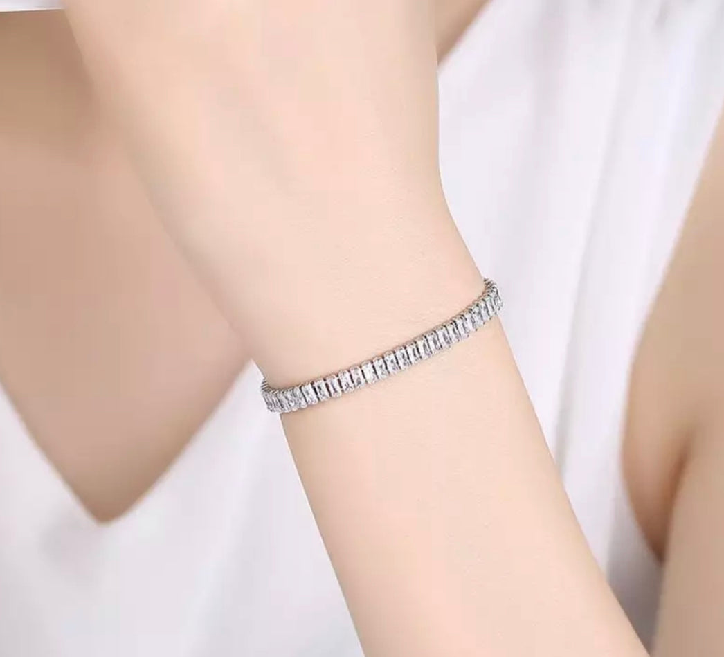 Shayara Emerald Bracelet