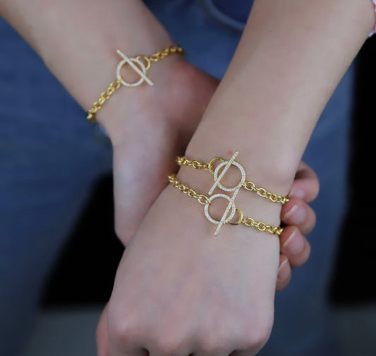 Gold Anchor Bracelet