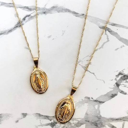 Gold Maria Necklace