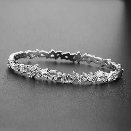 Silver Luxe Baguette Closed Bangle (925)