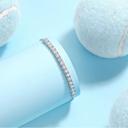 Silver Weekender Moissanite Tennis Bracelet (925, Vermeil)