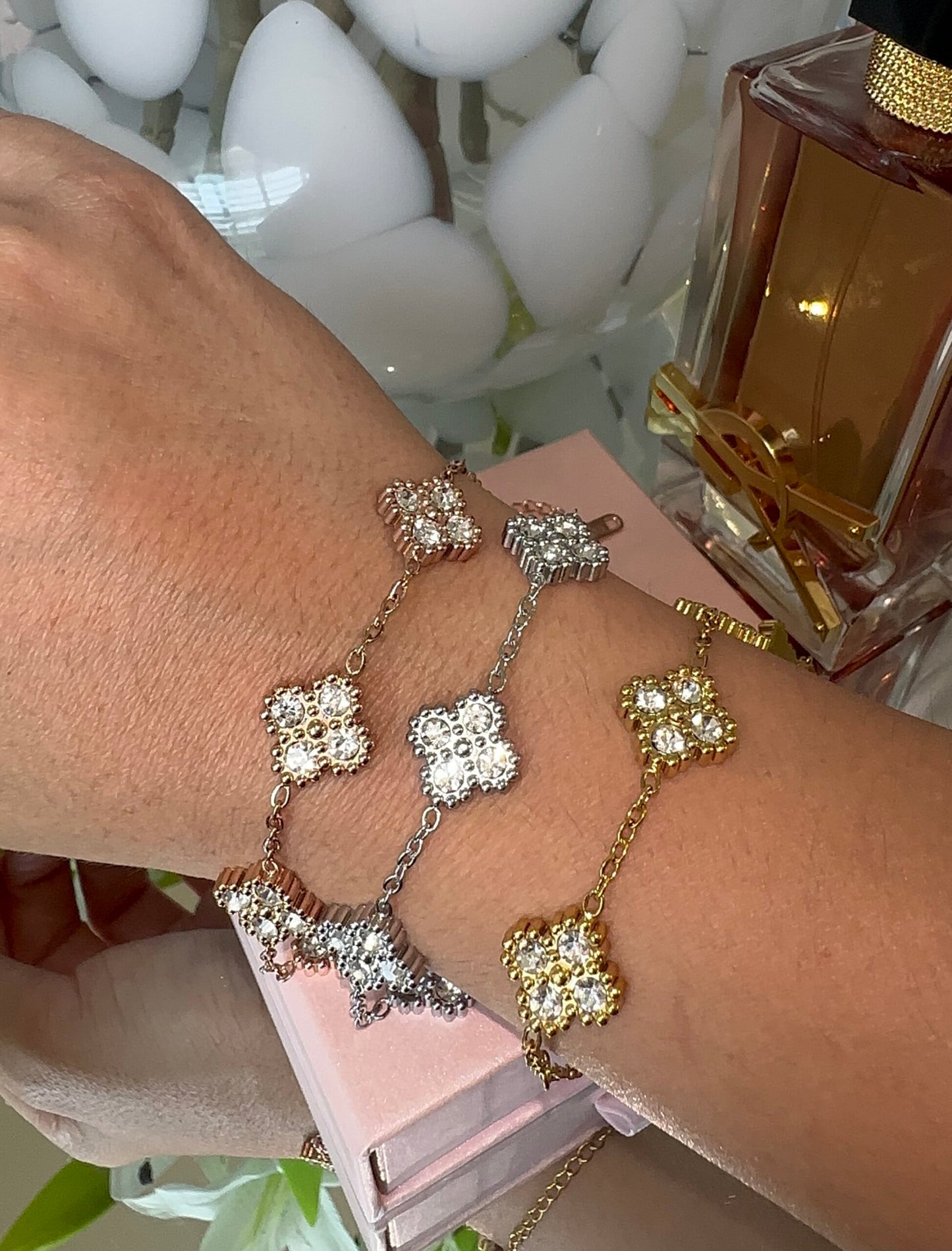 Updated Clover Glitz Bracelet (Gold, Silver, Rose)