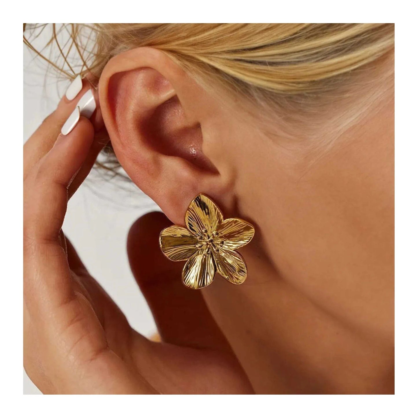 Gold Capri Floral Earrings & Ring