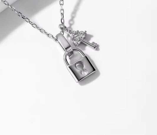 Silver Dainty Elegance Lock & Key Necklace (925, Vermeil)