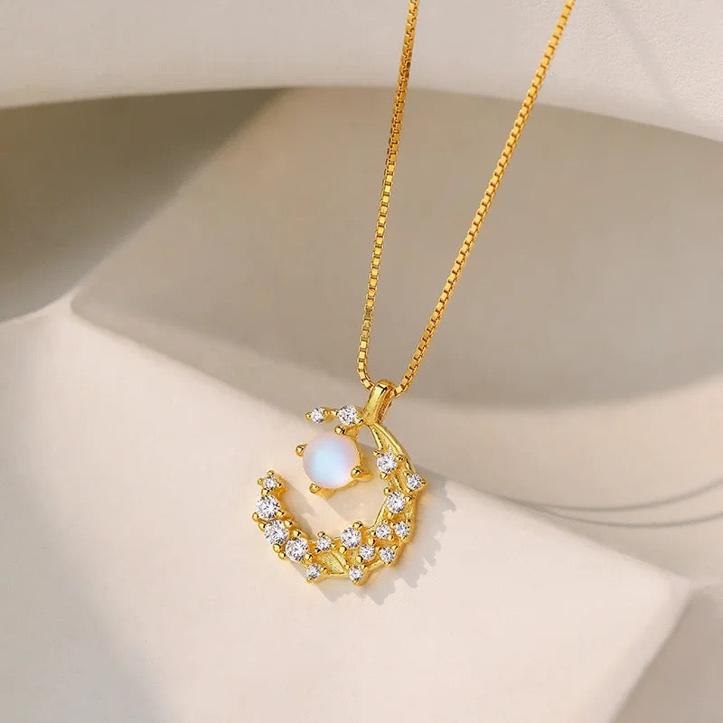 Gold Moonstone Crescent Necklace (925)