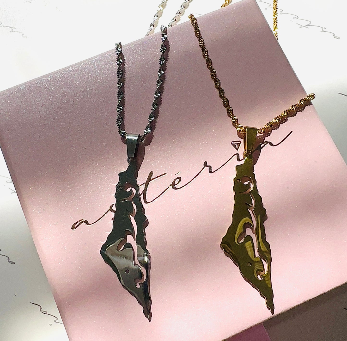 Gold Arabic Engraved Laser Cut Filasteen Necklace (50cm)