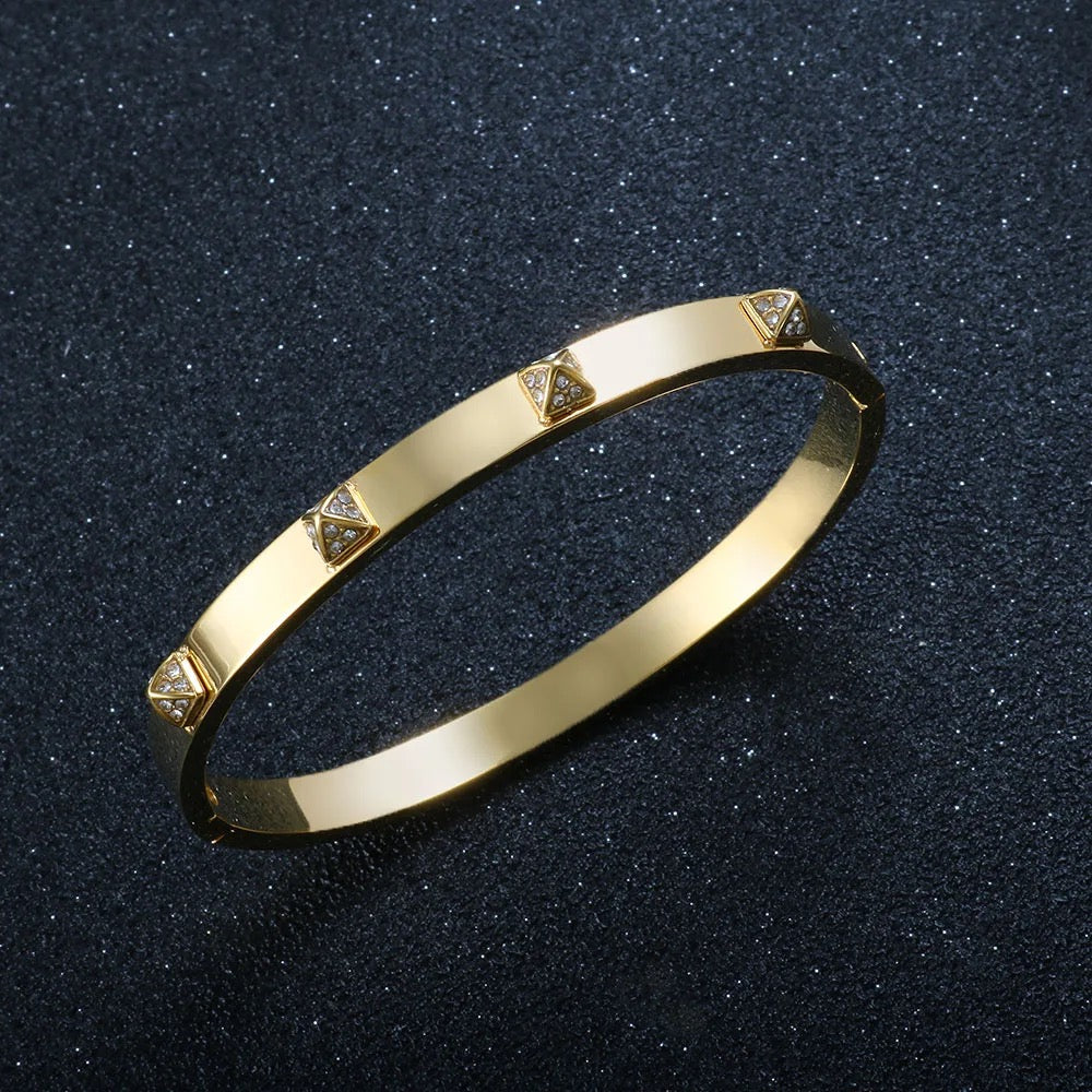 Gold Elitist Bangle