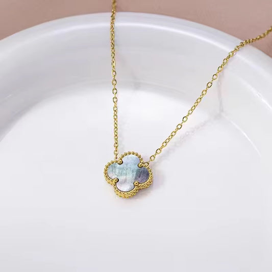 Gold & Grey Pearl Clover Set (Stainless Steel)