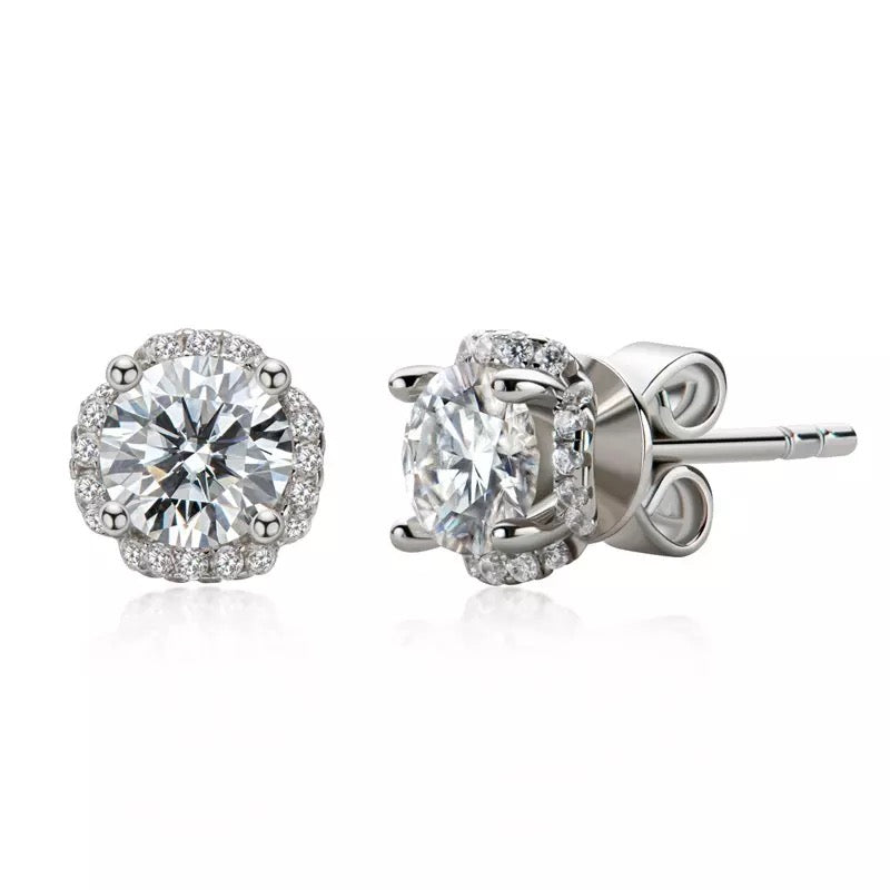 Vintage Halo Moissanite Solitaire (2TCW)