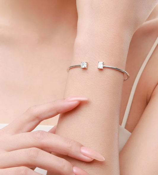 Luma Bangle