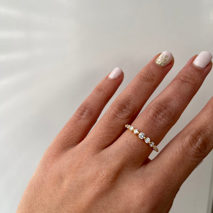 Gold Graduated Brilliant Stack Ring