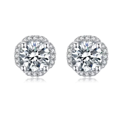 Vintage Halo Moissanite Solitaire (2TCW)