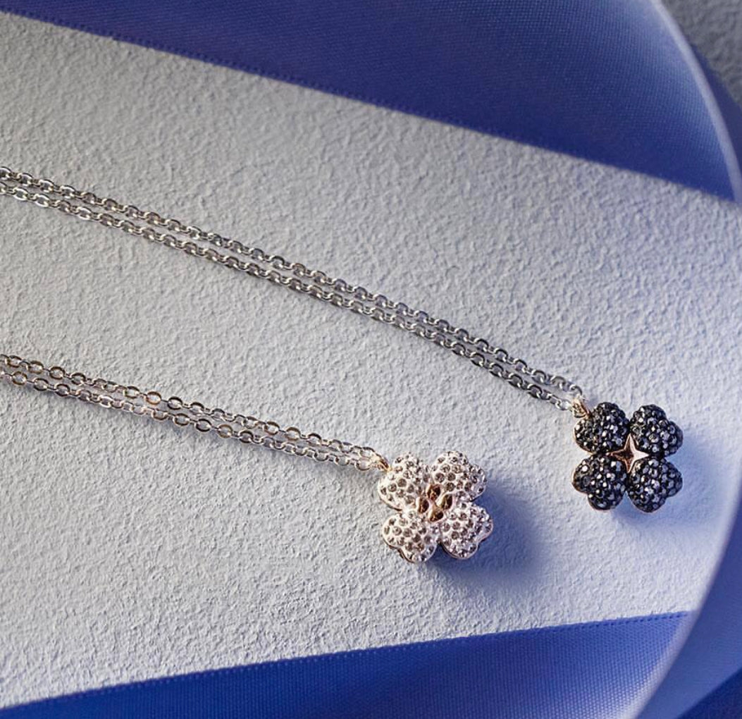 Silver Jet’aime Pendant (black/white reversible)