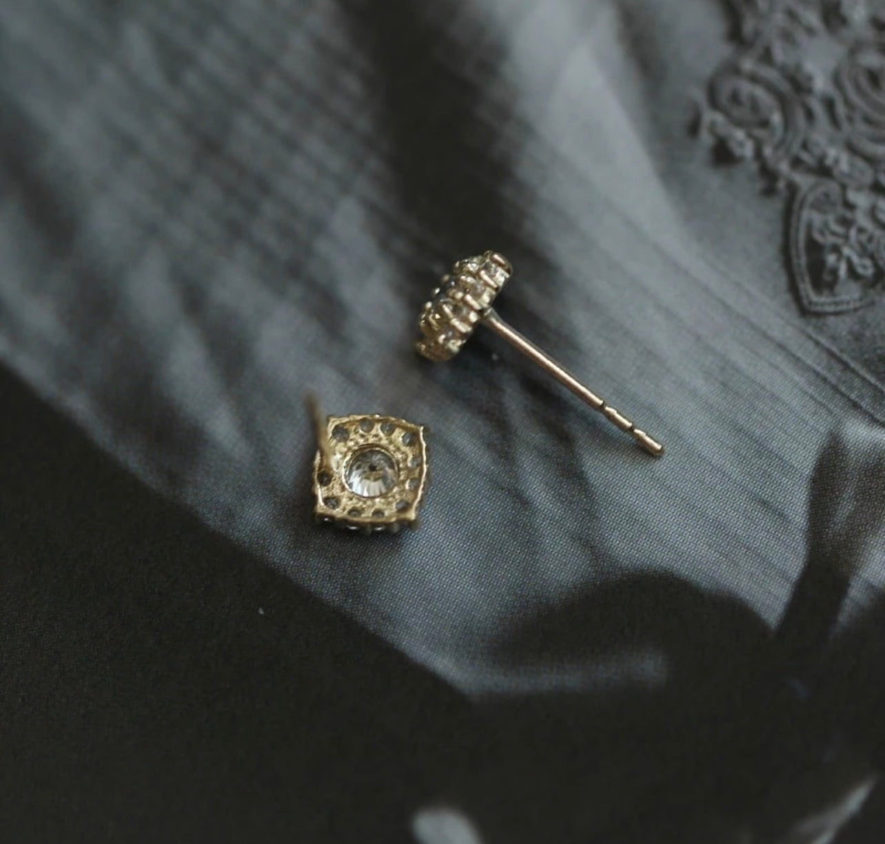 9k Solid Gold Galaxy Star Earring