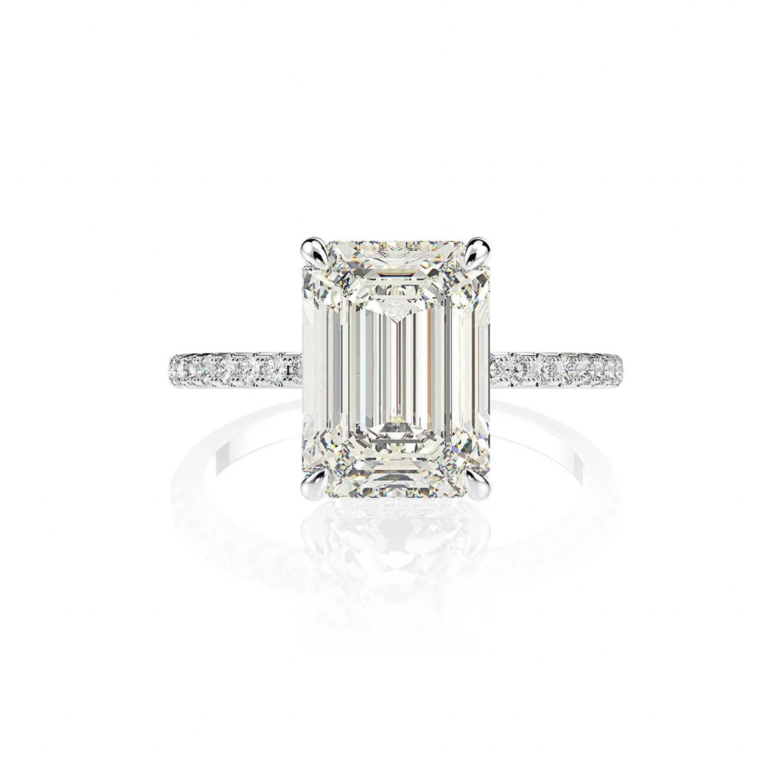 Emerald Supreme Ring