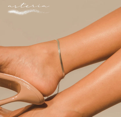 Mishkah’s Golden Trio Anklets