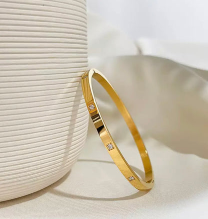 Gold Classica Bangle (4mm, 6mm)