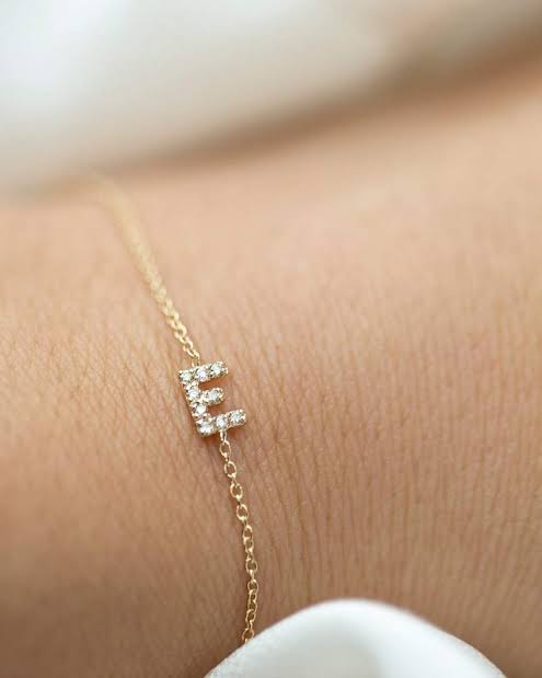 Gold Petite Initial Bracelet (925, Electroplating)