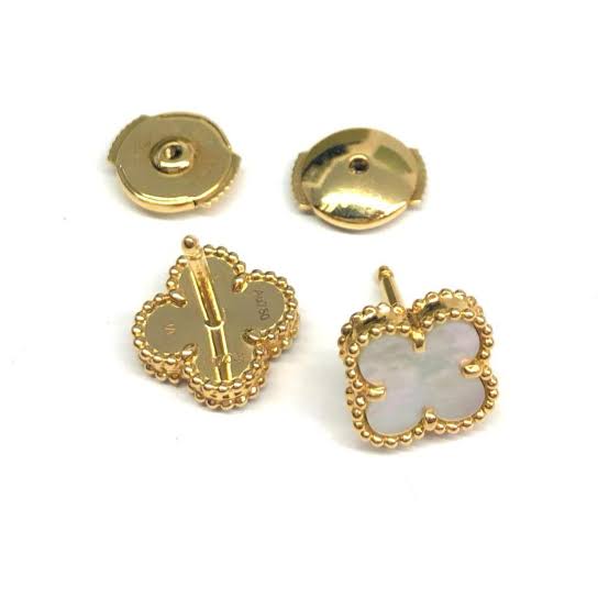 Gold & Pearl Dainty Clover Earring (925)