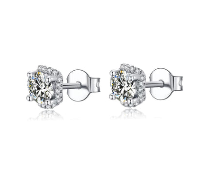 Vintage Halo Moissanite Solitaire (2TCW)