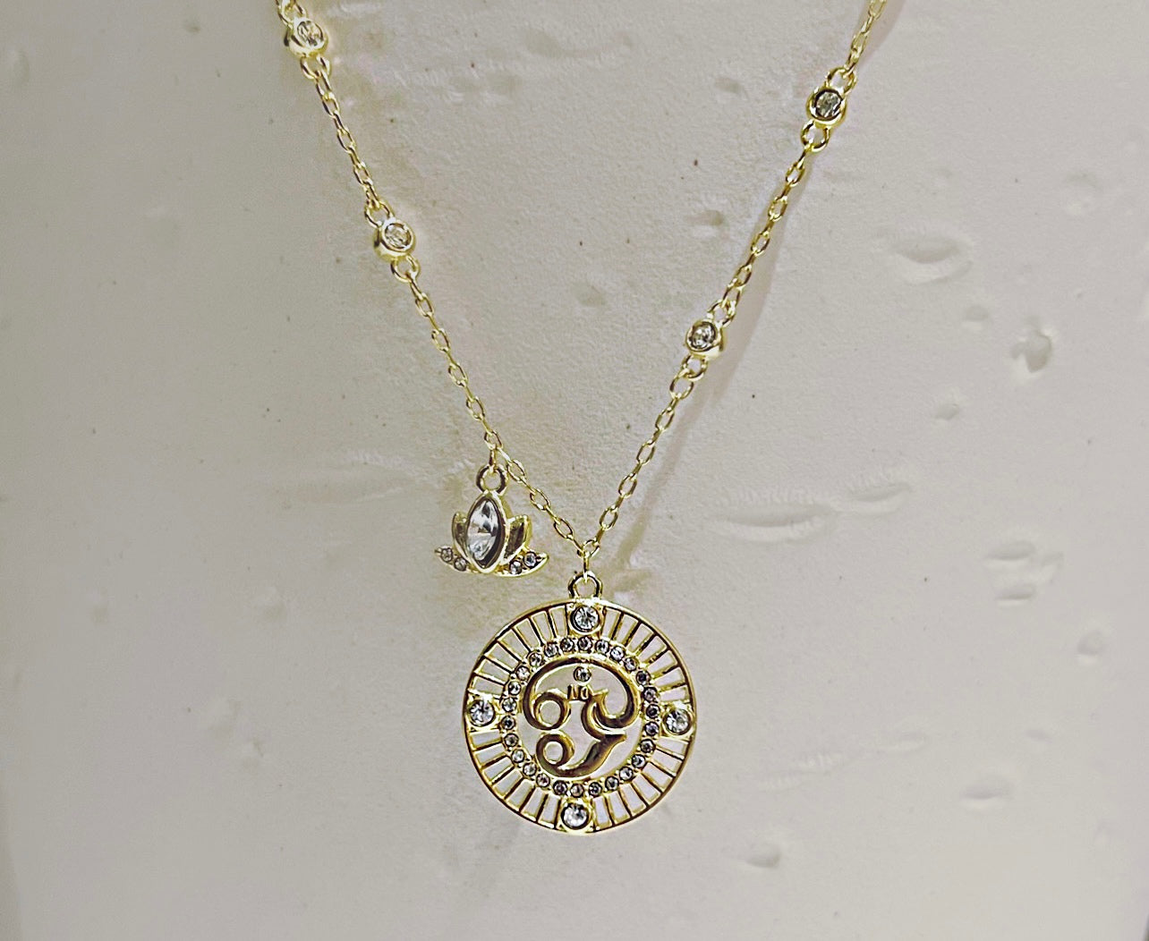 Love & Light Tamil Aum Necklace