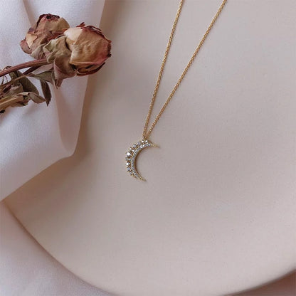 Gold Moonlight Glimmer Necklace