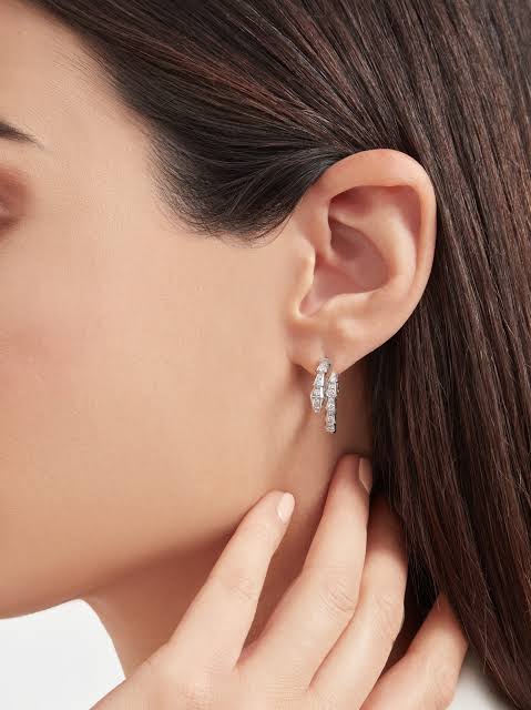 Silver Serpentine Hoop Earring (925)