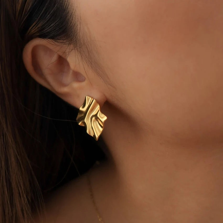 Geometric Fold Earring (Gold, Silver)