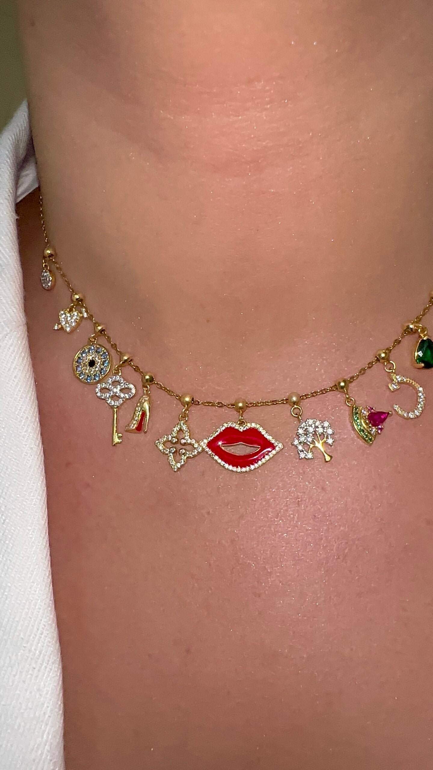 Elite Series Red Lip With NSCD Sparkle Liner Charm (925, Vermeil)
