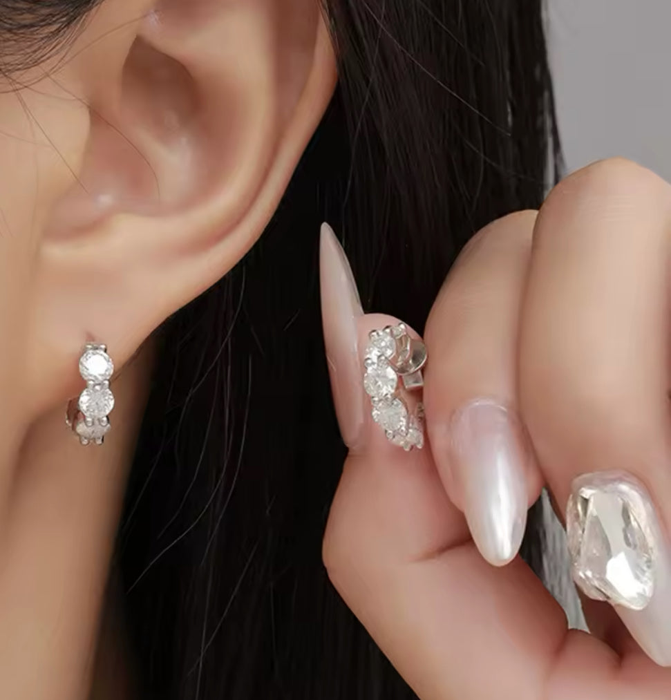 The Must Have Round Fitted Huggie 1/3 TCW Moissanite Earring (925, Vermeil)