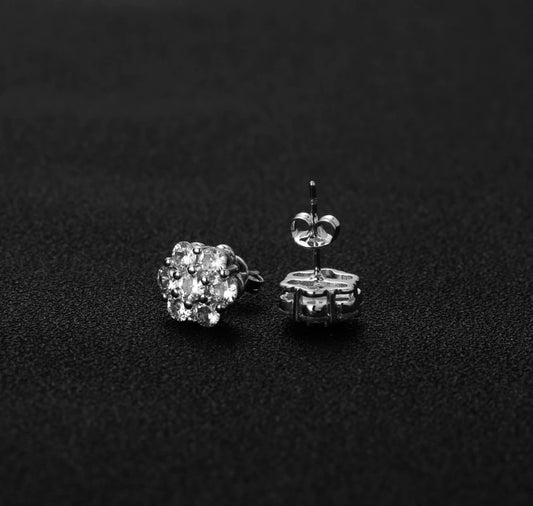 Silver Get It Girl Heart & Arrow Cut Earring