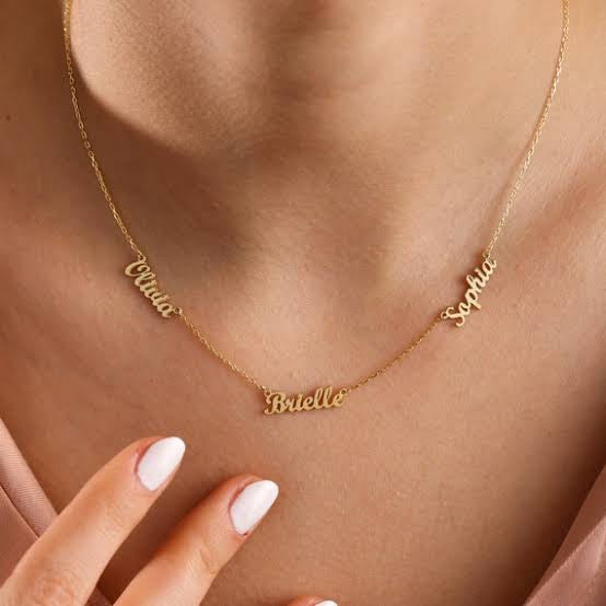 Personalised Classic Triple English Nameplate (Gold, Silver, Rose)
