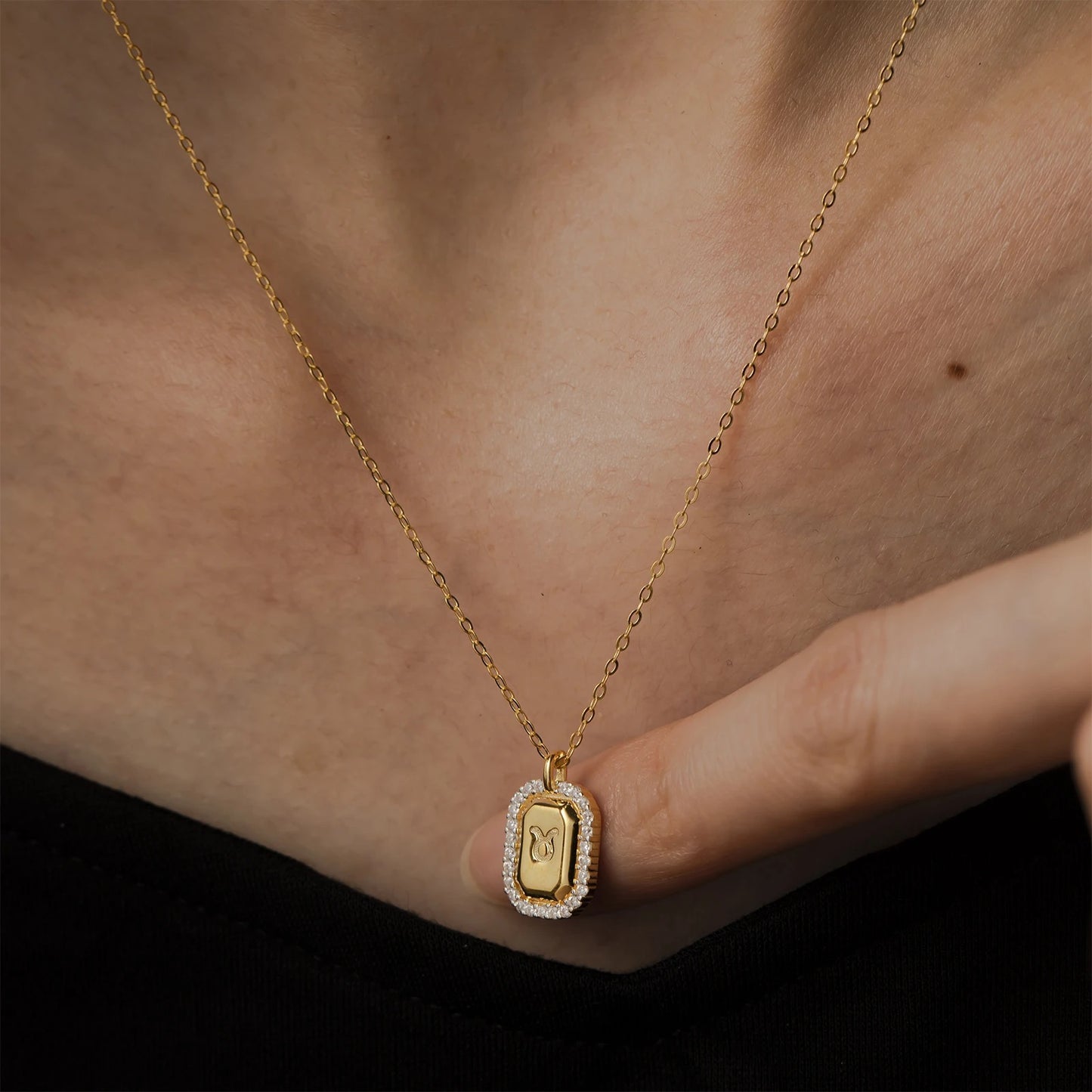 Kiss Of The Stars Constellation Necklace (925, Gold Vermeil)