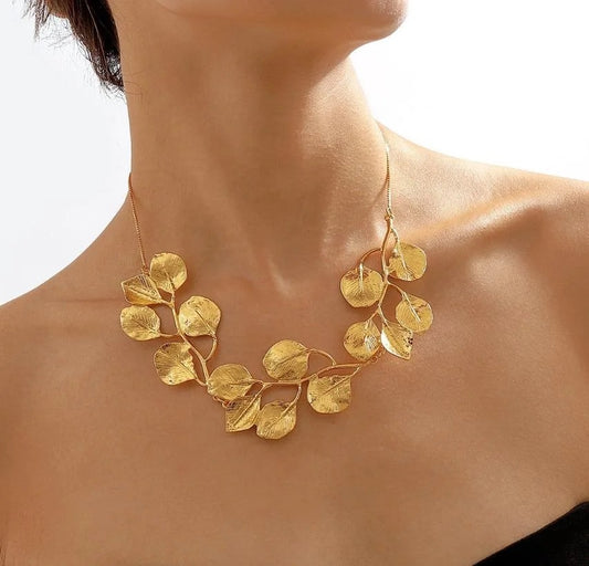 I’m So Fancy (Gold & Silver Necklace & Earring Set)