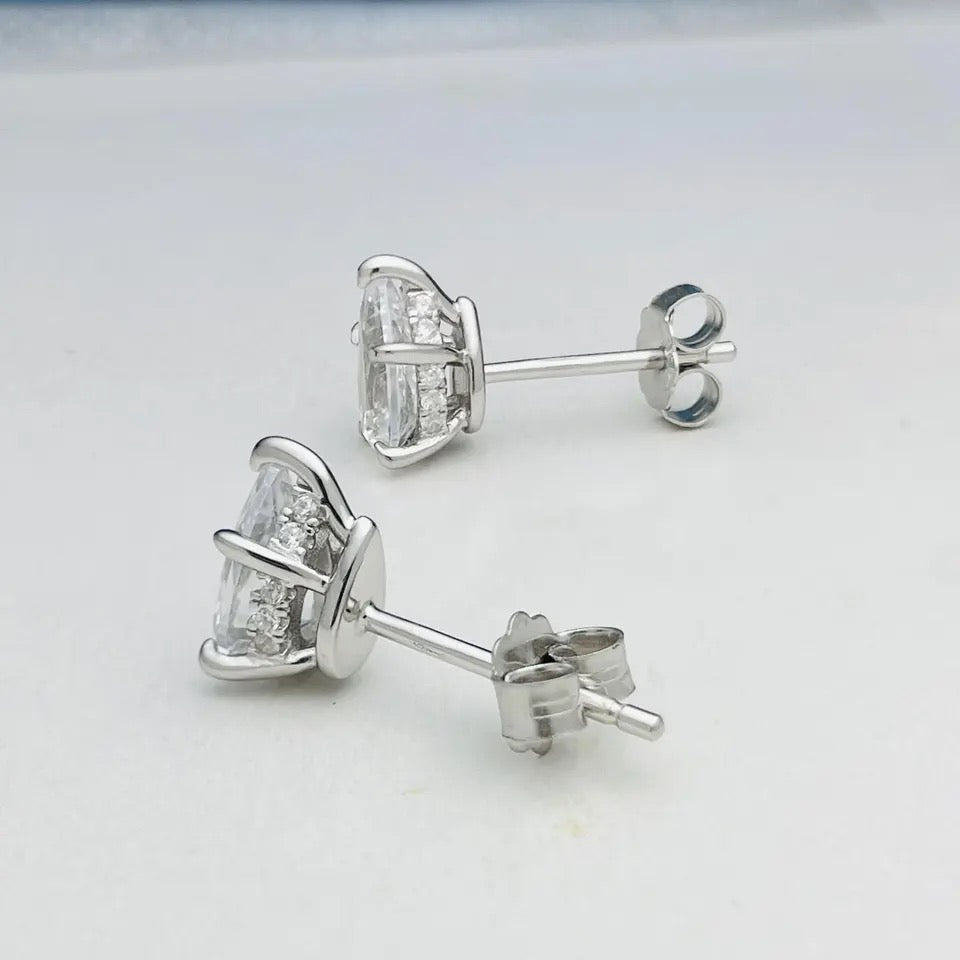 Pear Royale Moissanite Studs (2TCW, Platinum Vermeil)