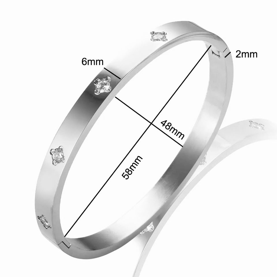 Silver 4 Point Clover Bangle