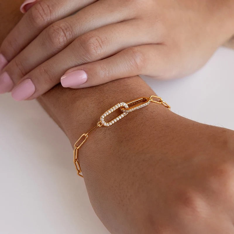 Interlinked Pave Clip Bracelet (Gold & Silver)