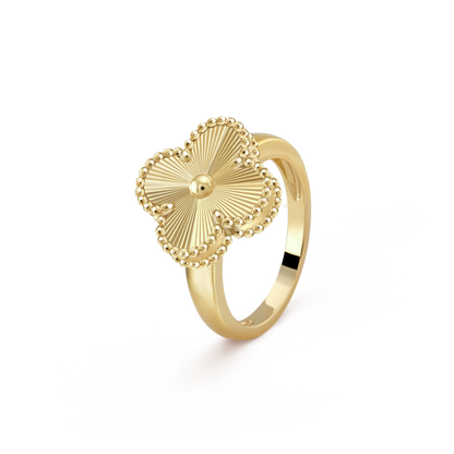 Gold Vintage Clover Ring (925)