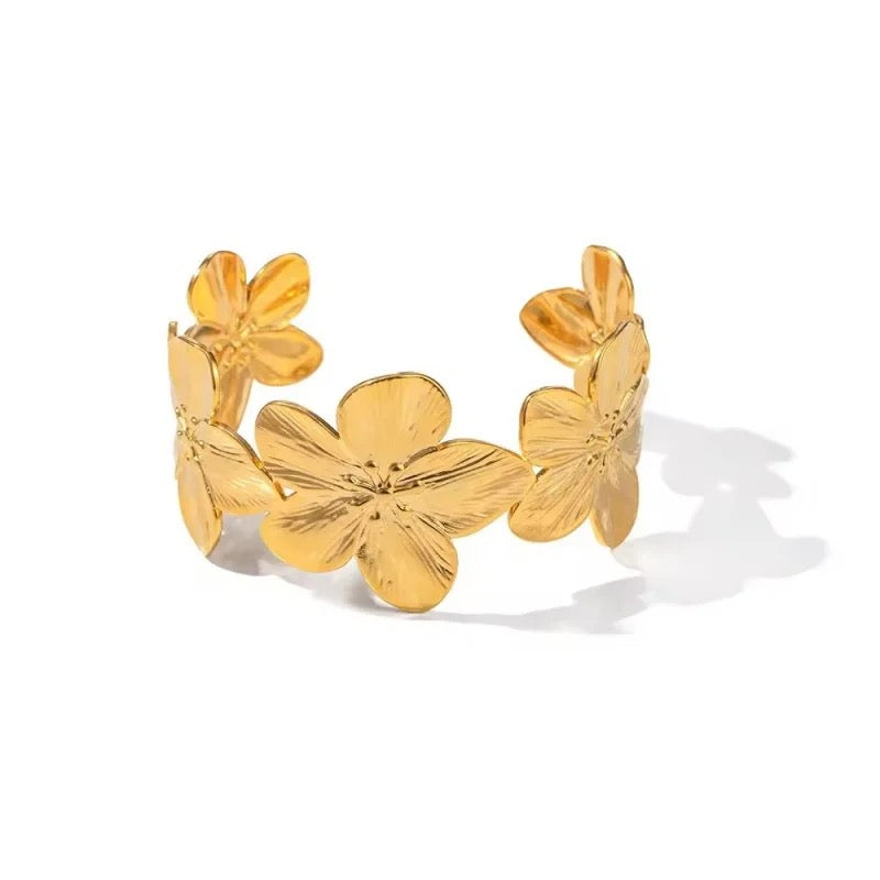Gold Capri Bangle