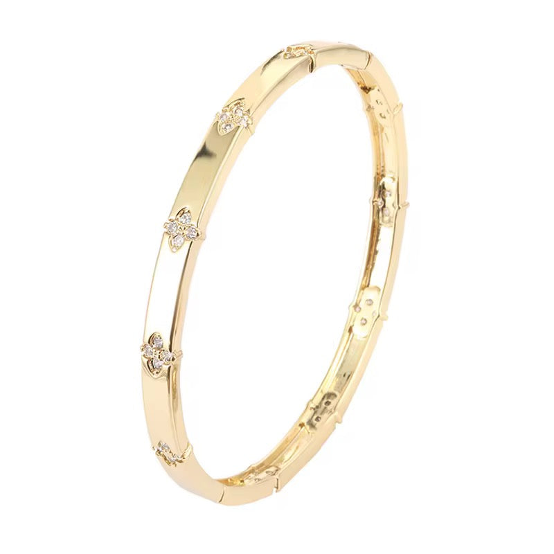Clover Cheap & Chic Bangle (Mix Metal, Gold & Silver)