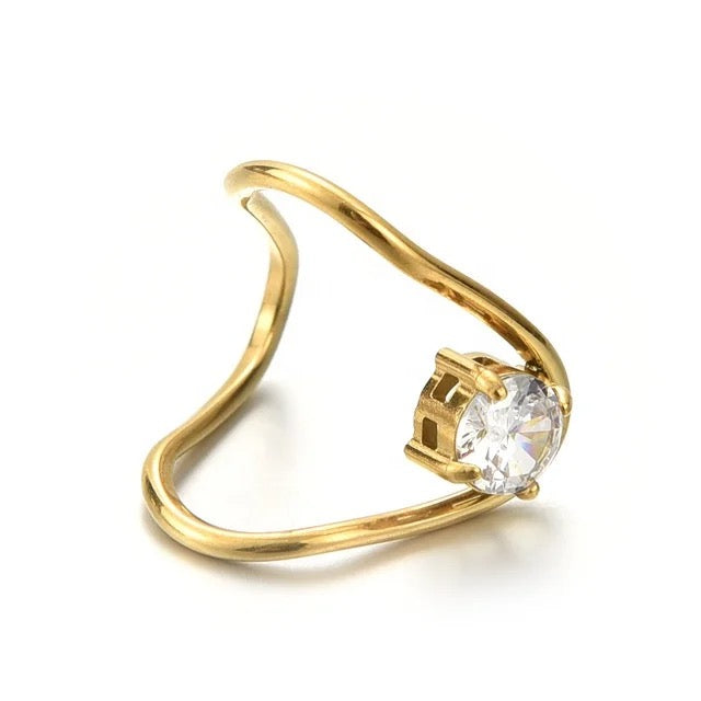 Gold Abstract V Soliraire Ring