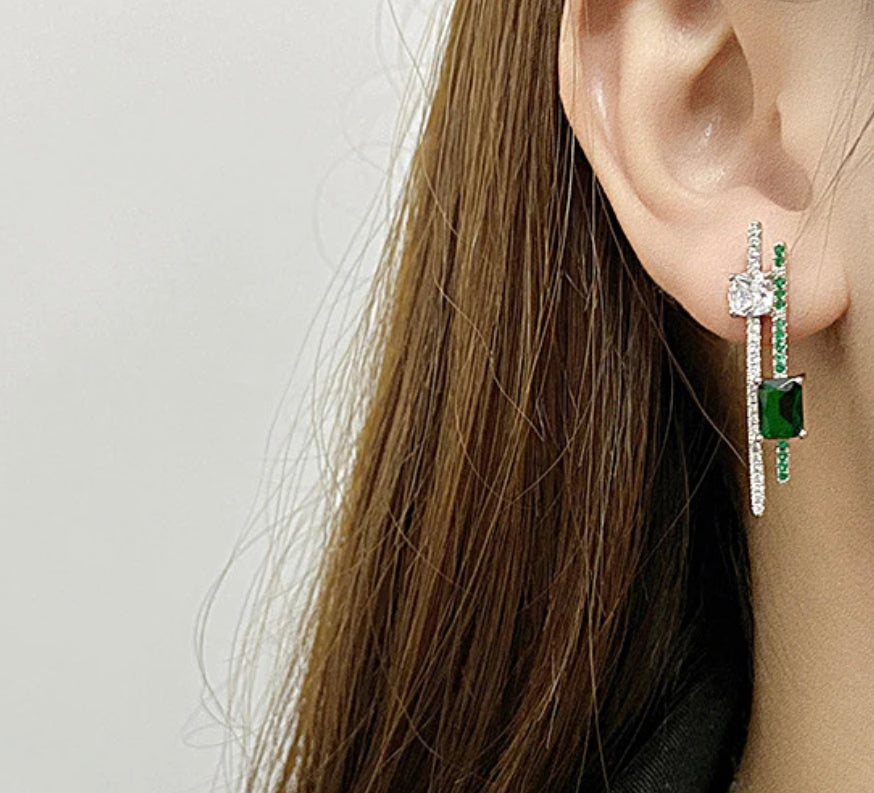 Diva Earring
